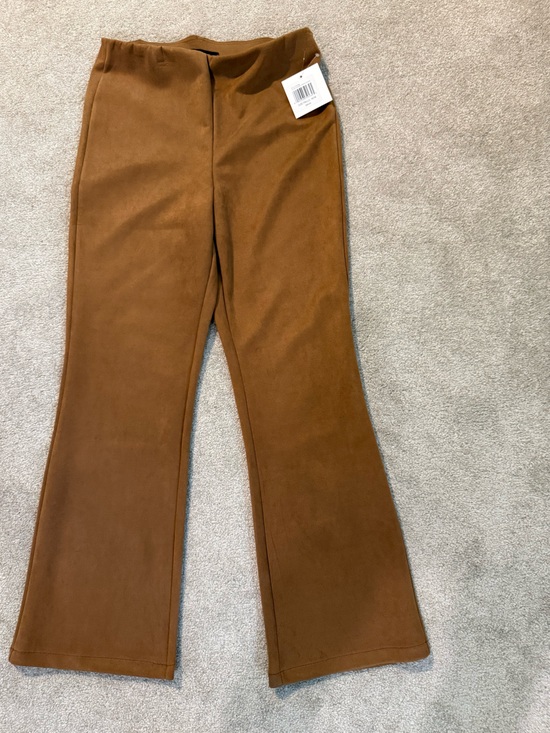 Ellen Tracy Pants - NWT Ellen Tan Faux Suede Boot Cut Pants Medium